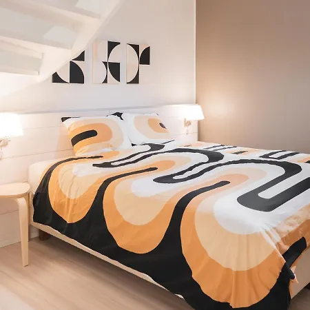 Rosendahl - 75m2 Lakeside Two-story Apt Next To The Beach And Scenic Park - Free Parking, Easy Check-in, Near Downtown Апартаменты Тампере