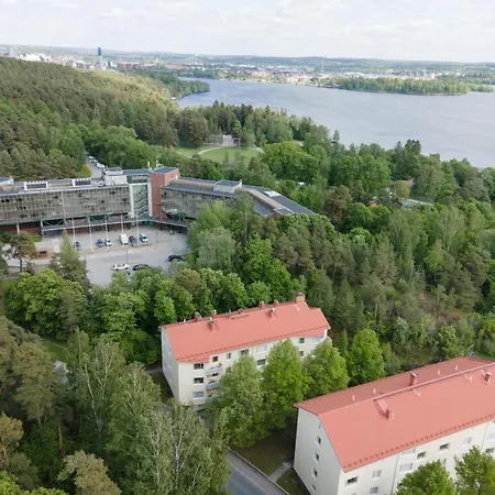 Rosendahl - 75m2 Lakeside Two-story Apt Next To The Beach And Scenic Park - Free Parking, Easy Check-in, Near Downtown Апартаменты